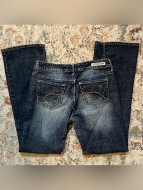 RUNWAY Refuge Everday Bootcut Lowrise Jeans. 
Size 8R